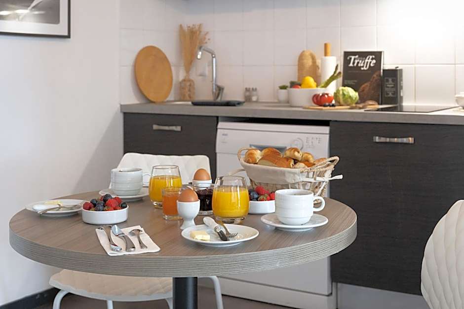 Néméa Apparthotel Stadium