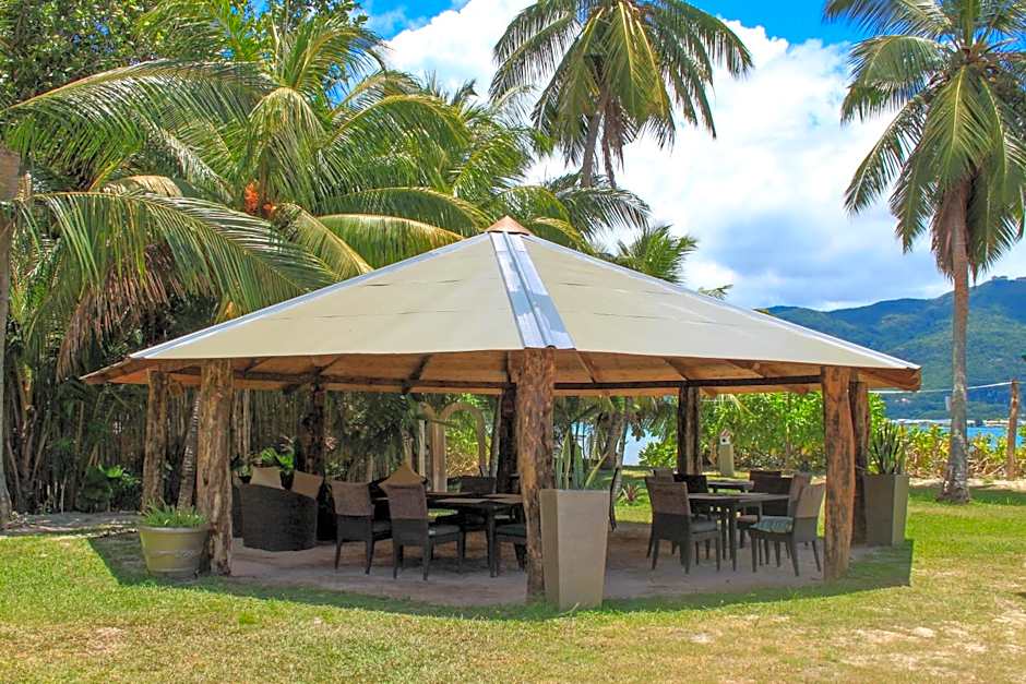 L'Habitation Cerf Island