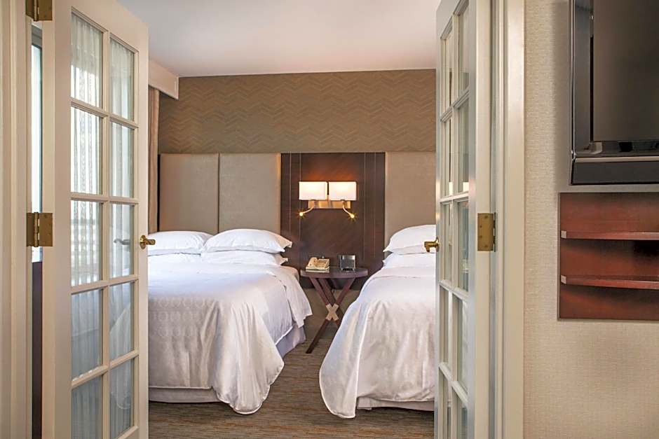 Sheraton Suites Chicago Elk Grove