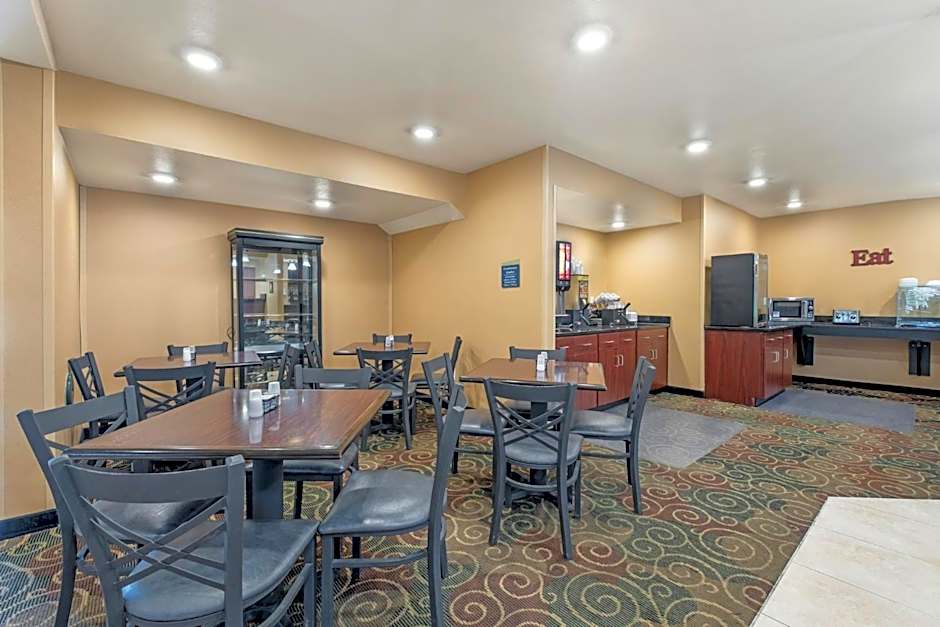 Red Roof Inn Charlestown