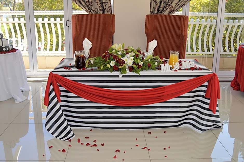 Lakeview Boutique Hotel & Conference Center