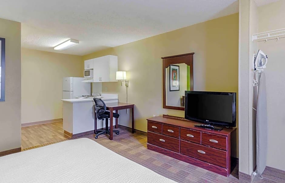 Extended Stay America Suites - Fayetteville - Owen Dr.