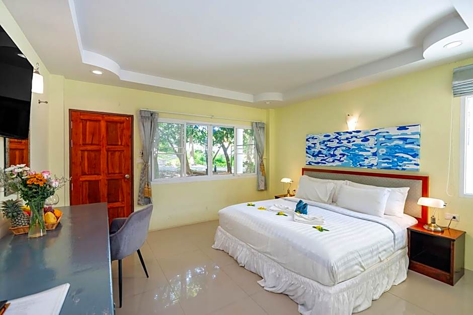 Oceanview Bungalows by EAT, Karon Beach