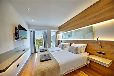 Premium Room with Large Balcony