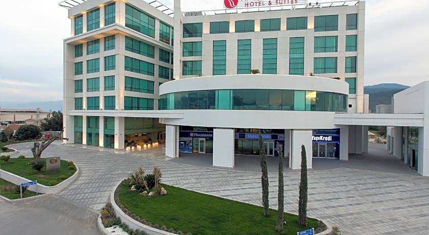 Ramada Hotel & Suites by Wyndham Izmir Kemalpasa