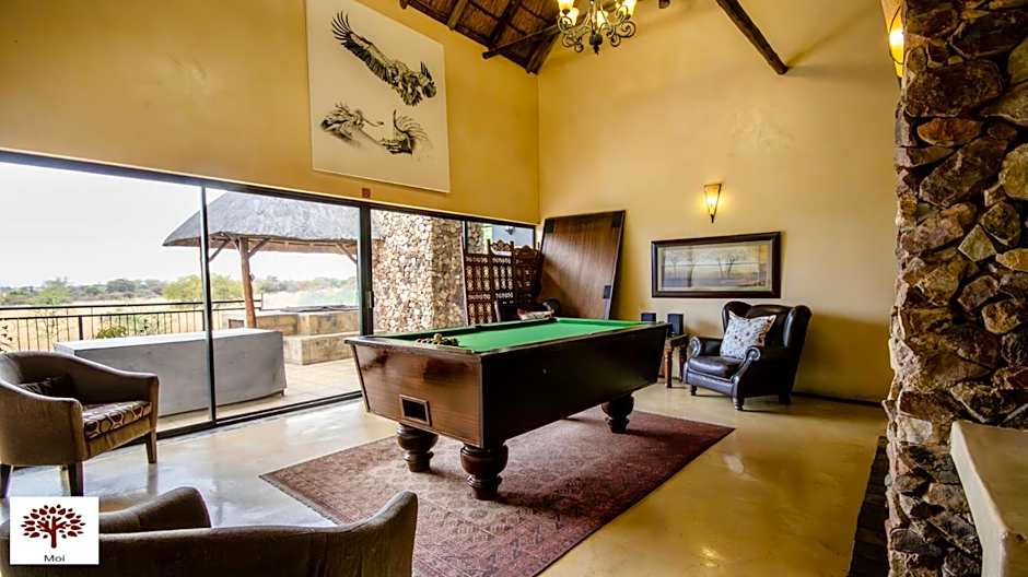 Zebula Golf and Wildlife Estate - The Milky Way Pax 12 - Moi Signature Luxury villa
