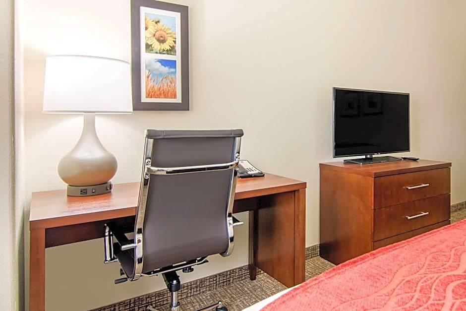 Comfort Inn & Suites Independence