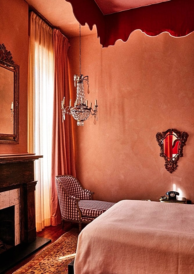 Hotel Peter and Paul