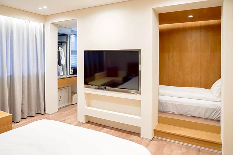 Eden Foret Hotel