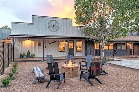 Hotel Palomino