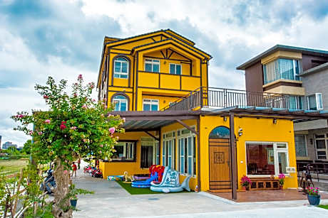 colorful wooden horse homestay