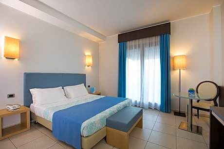 Double or Twin Room with Balcony