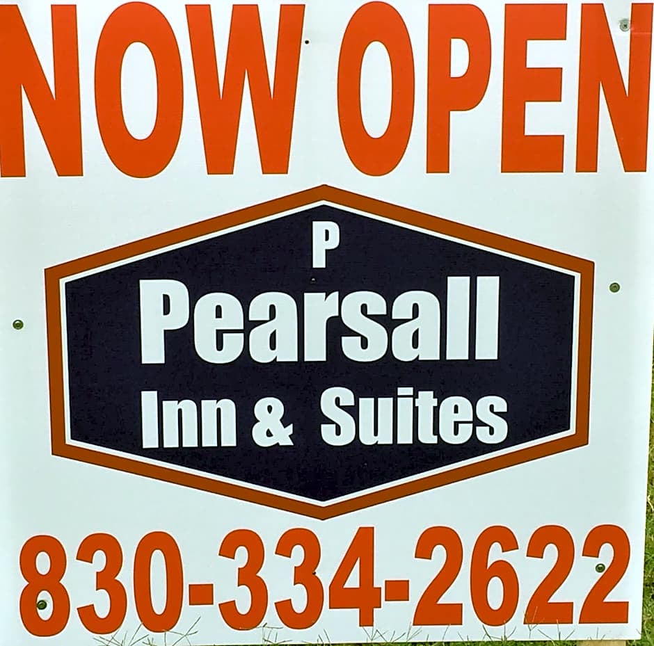 Pearsall Inn and Suites