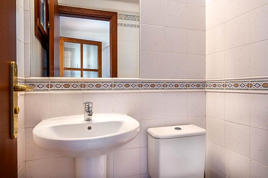 Wonderful 5 Bed Villa With Private