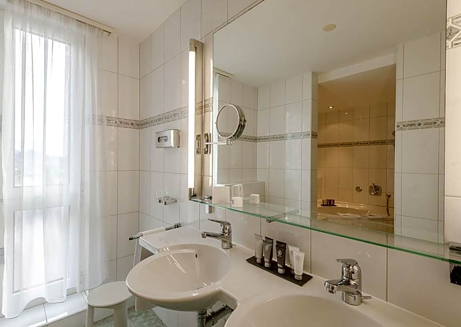 Metropole Swiss Quality Hotel