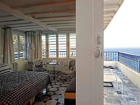 La Villa Bleue