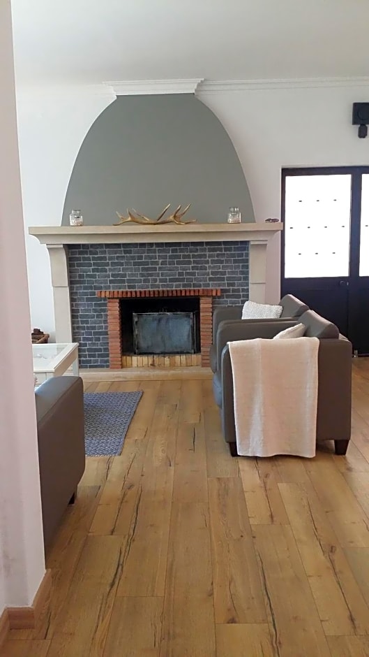 BB Silvercoast Casa das Flores