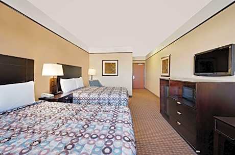 Queen Room with Two Queen Beds - Non-Smoking