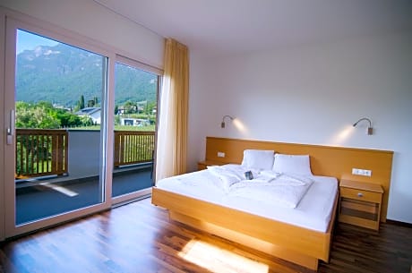 Two-Bedroom Apartment with Balcony (4 Adults)