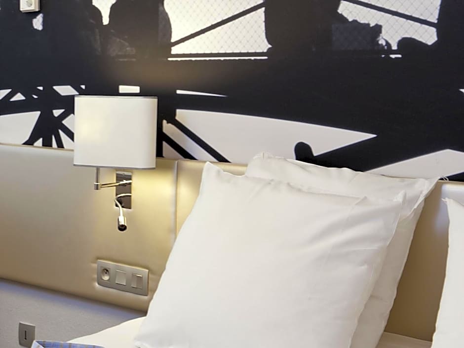 Ibis Styles Paris Tolbiac Bibliotheque