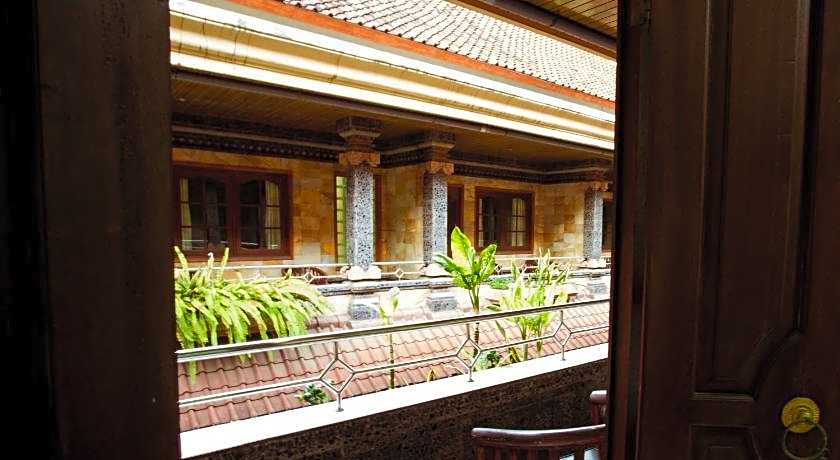 Segara Sadhu Inn Kuta