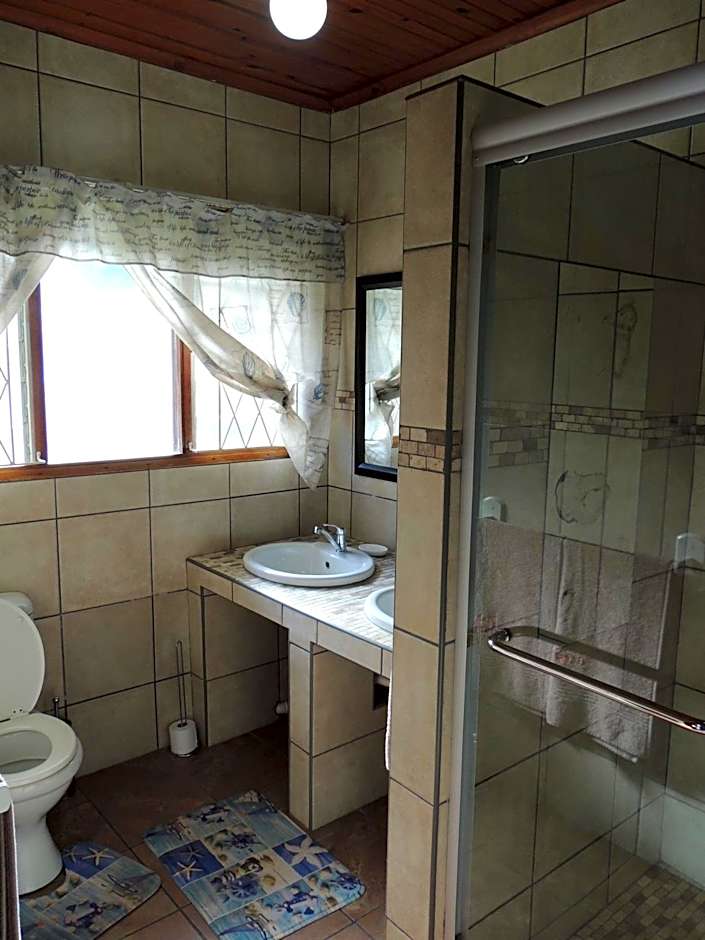 Fishermans Flat and House