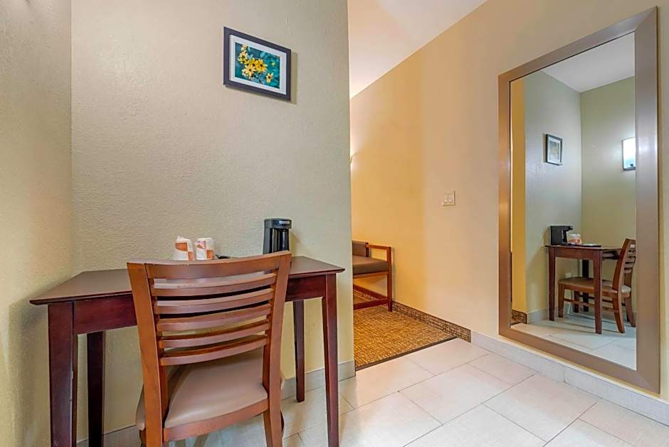 Comfort Inn & Suites Michigan City South