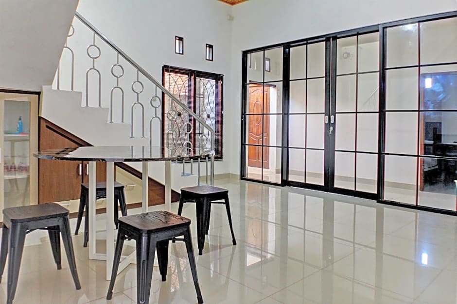 Hotel O Guest House Nusa Indah Syariah