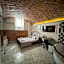 UNDERGROUND Jacuzzi Rooms