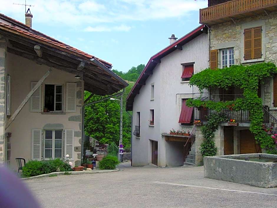 Clos de Mont July, architecture XVIIIe au cœur de la nature