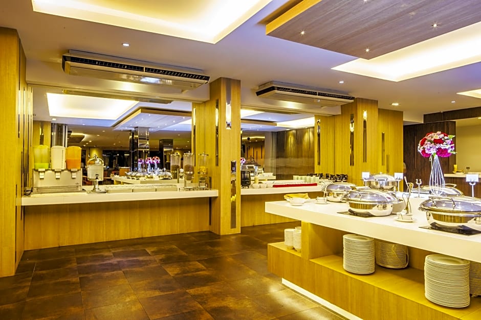 Golden City Rayong Hotel