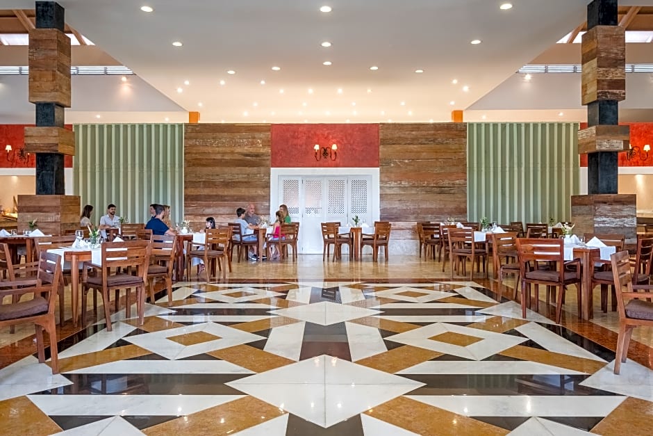 Iberostar Waves Bahia All Inclusive