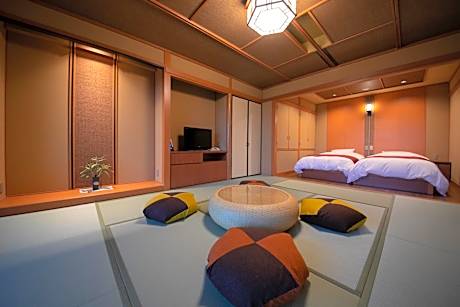 Room with Tatami Area and Open-Air Bath