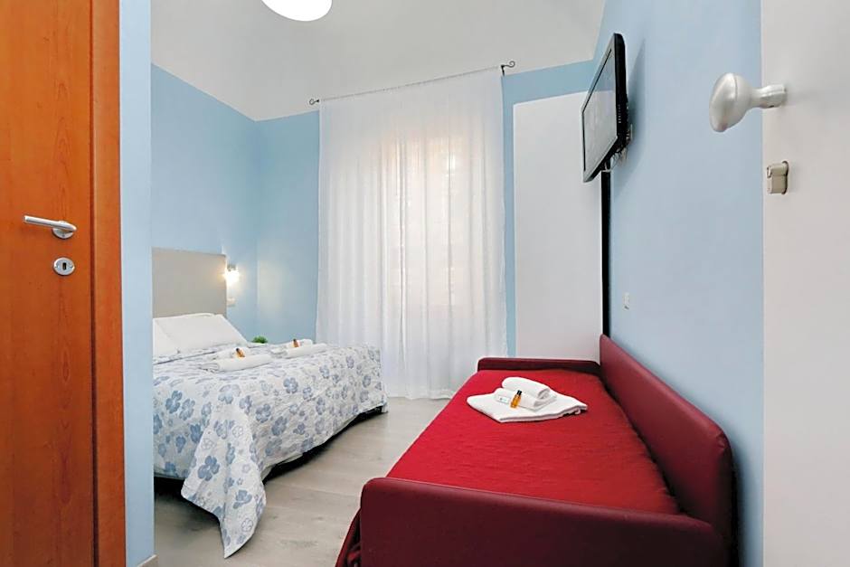 Domus Domas & Boutique - Golden Keys Collection