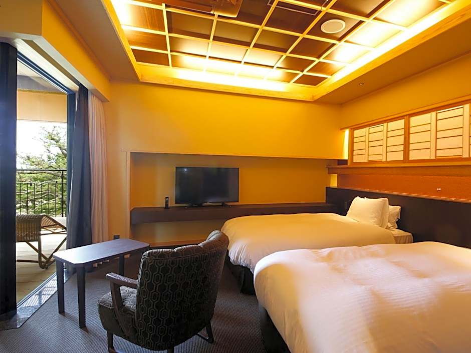 Awaji Hamarikyu Takumi