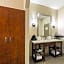 Econo Lodge Inn & Suites East Houston I-10