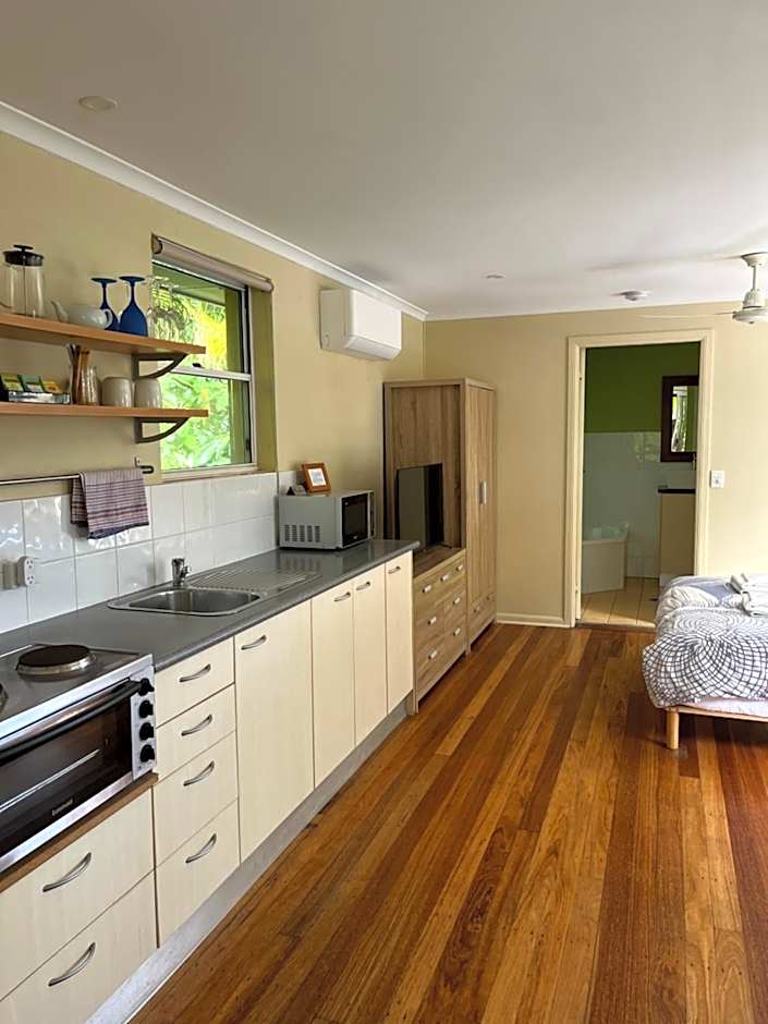 Safety Beach Bungalows