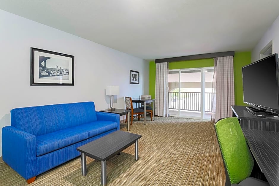 Holiday Inn Express Lancaster By IHG