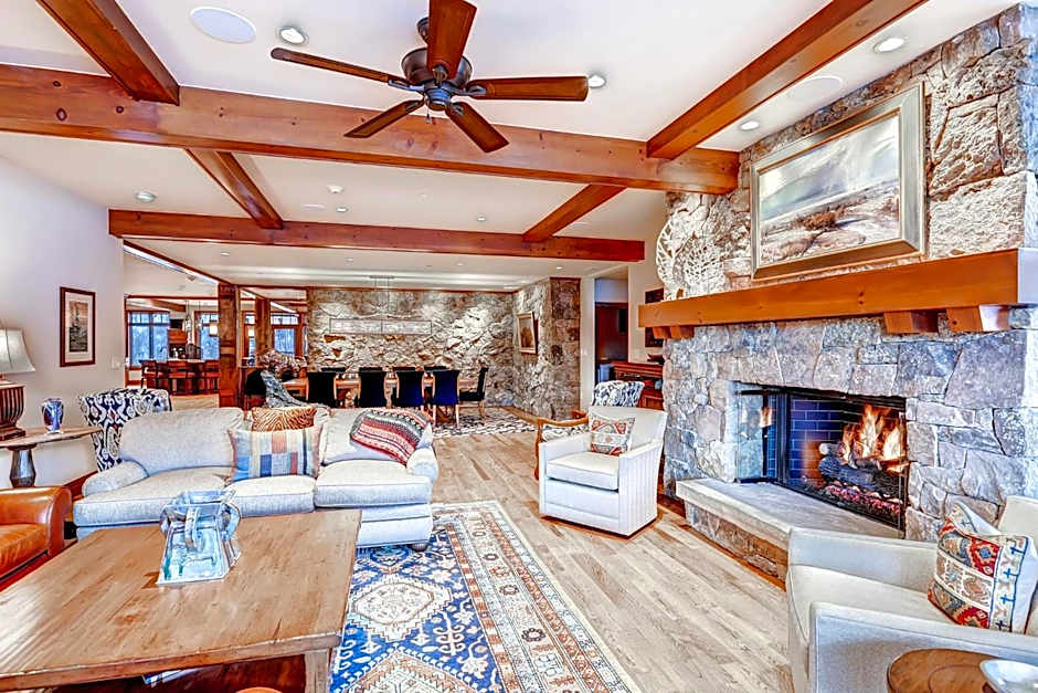 Bachelor Gulch Village