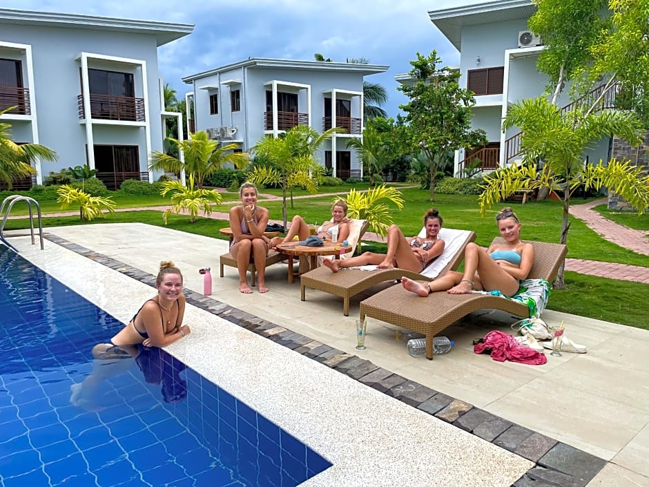 Red Picnic Hostel Panglao