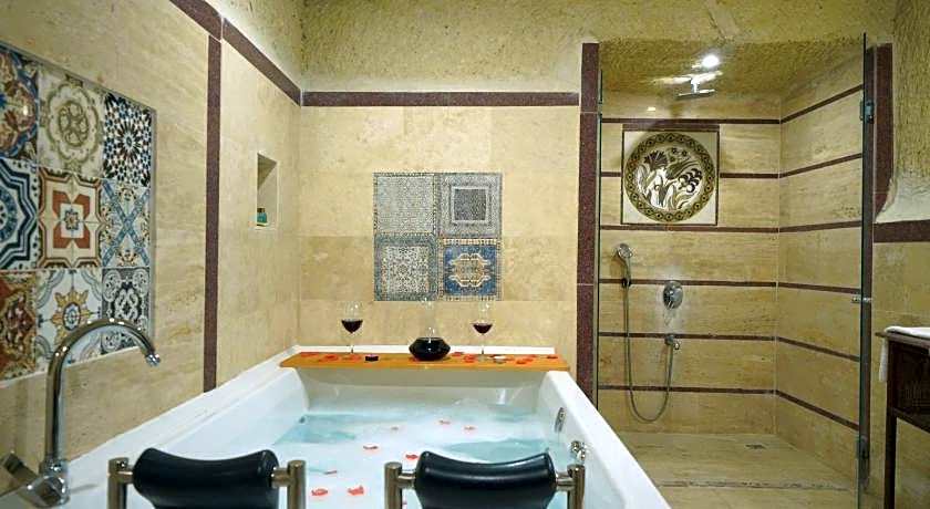 Fosil Cave Hotel