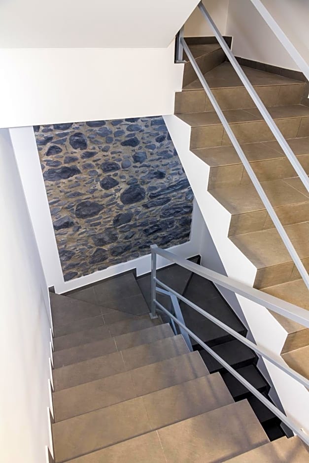 Apartamentos Funchal by Petit Hotels