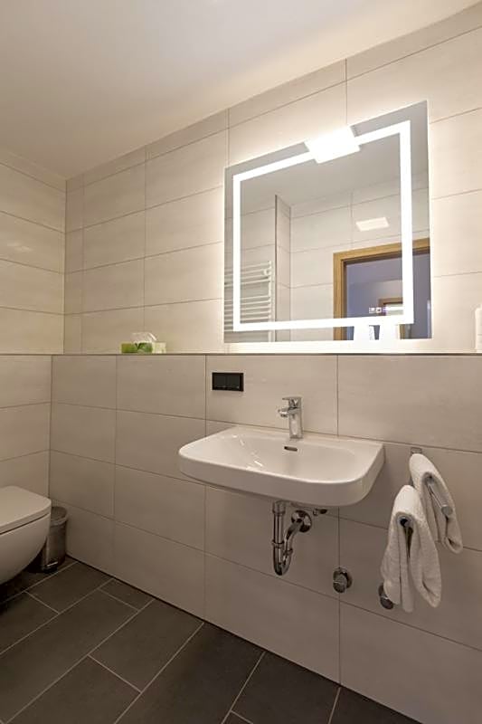 Hotel-Restaurant Weinhaus Grebel