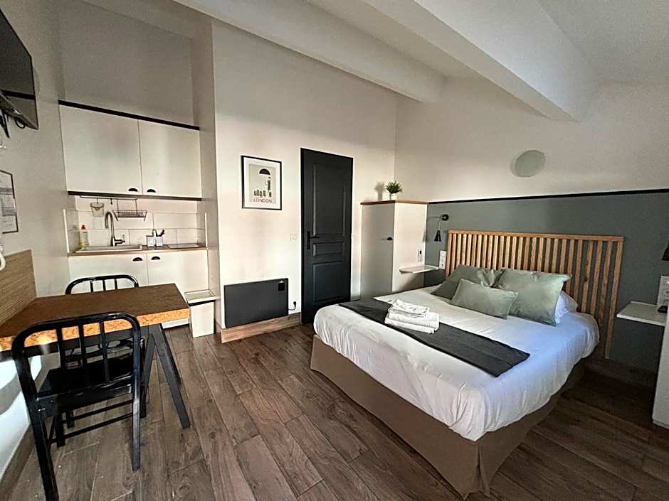 Casa Hotel