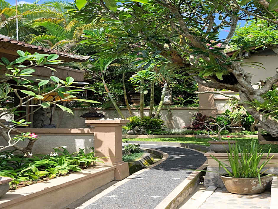 Nuaja Balinese Guest House 