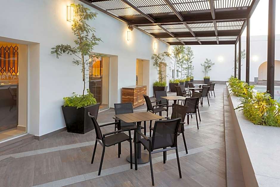 Courtyard by Marriott Puebla Las Animas