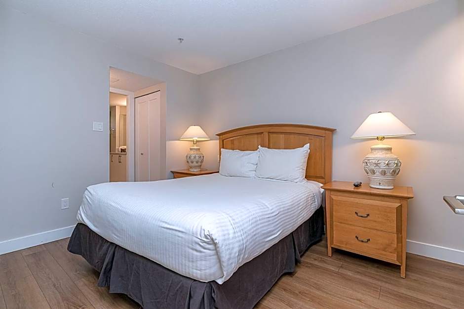Photo 1 of 14 of 1 Queen Bed Suite