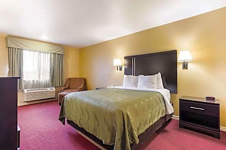 Queen Room