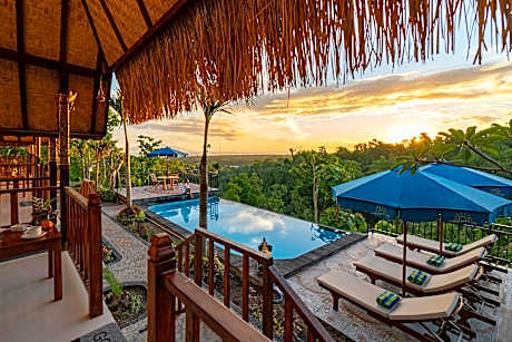 Sunrise Penida Hill by ABM