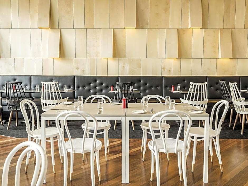 ibis Adelaide